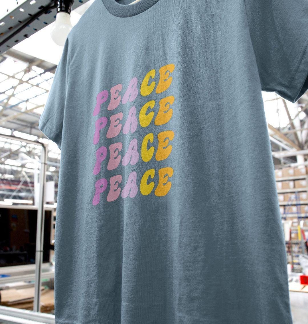 Women's Retrochic Crop Tee – Eco Glam, Reimagined