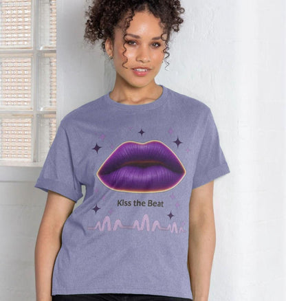 Kiss The Beat Tee – Festival Edit (lavender Crop)